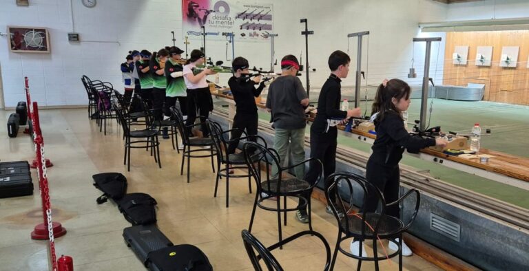 Bons resultats dels tiradors de l’escola de tir del Club Tir Precisió