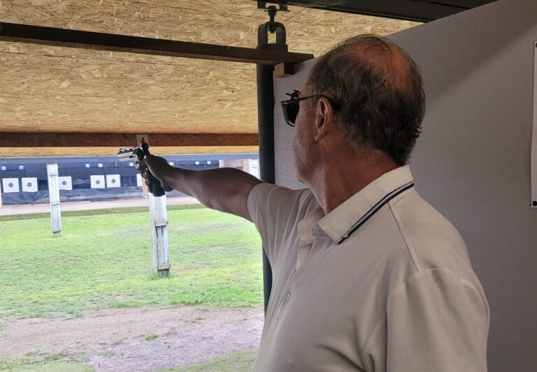 Tirades socials de pistola estàndard i velocitat al Club Tir Precisió Manresa